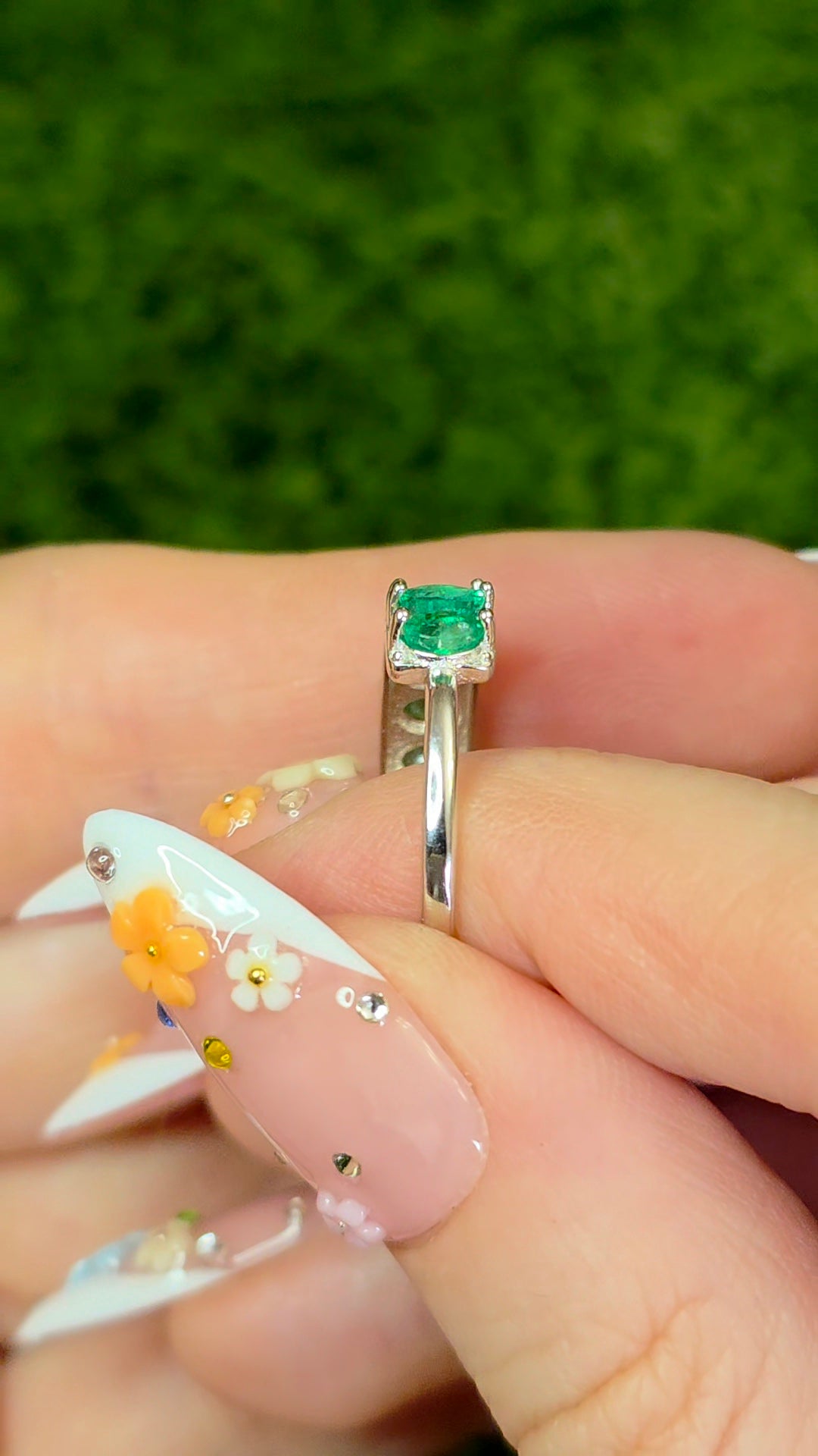 Emerald Band Ring