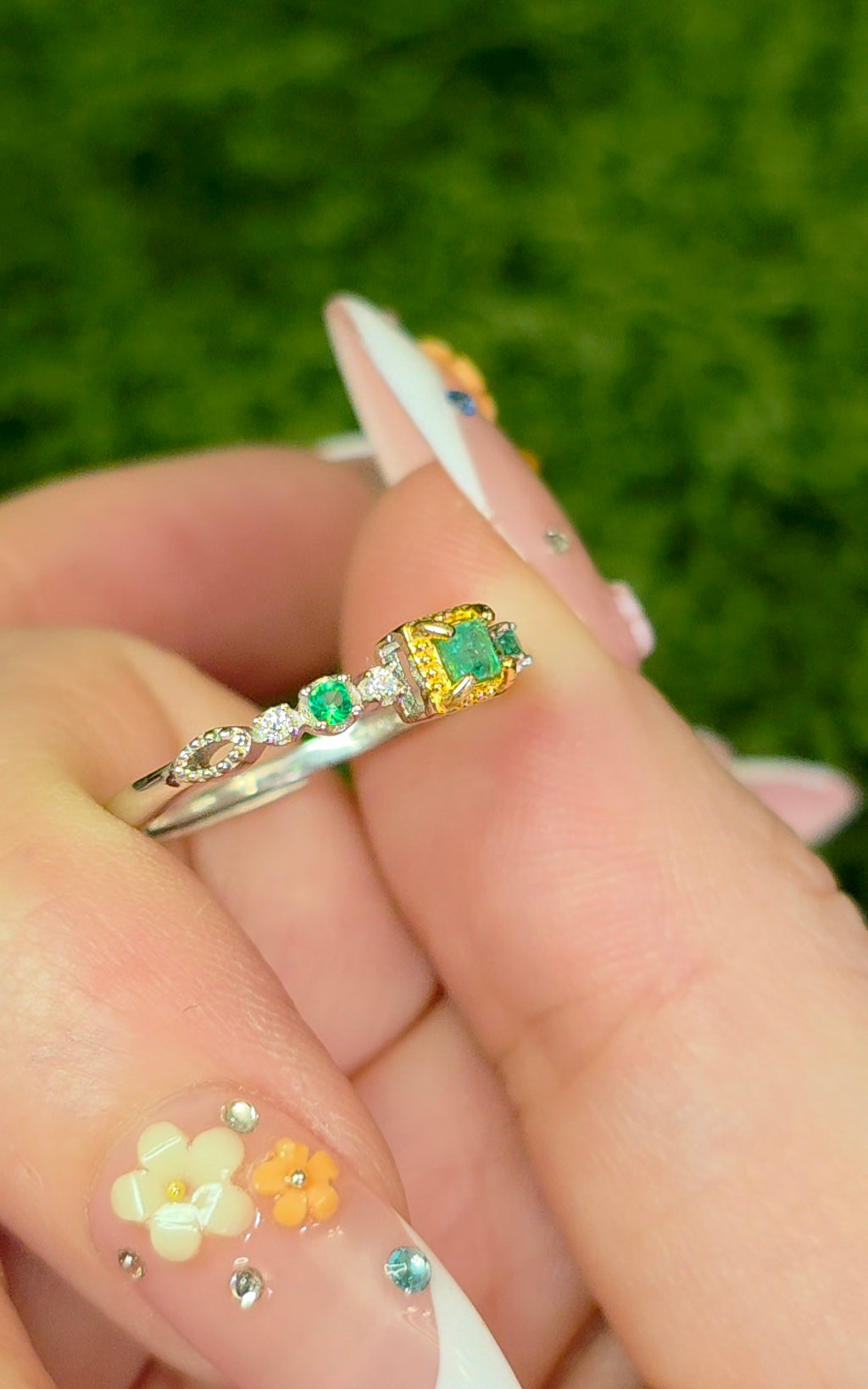 Dainty Square Emerald Ring