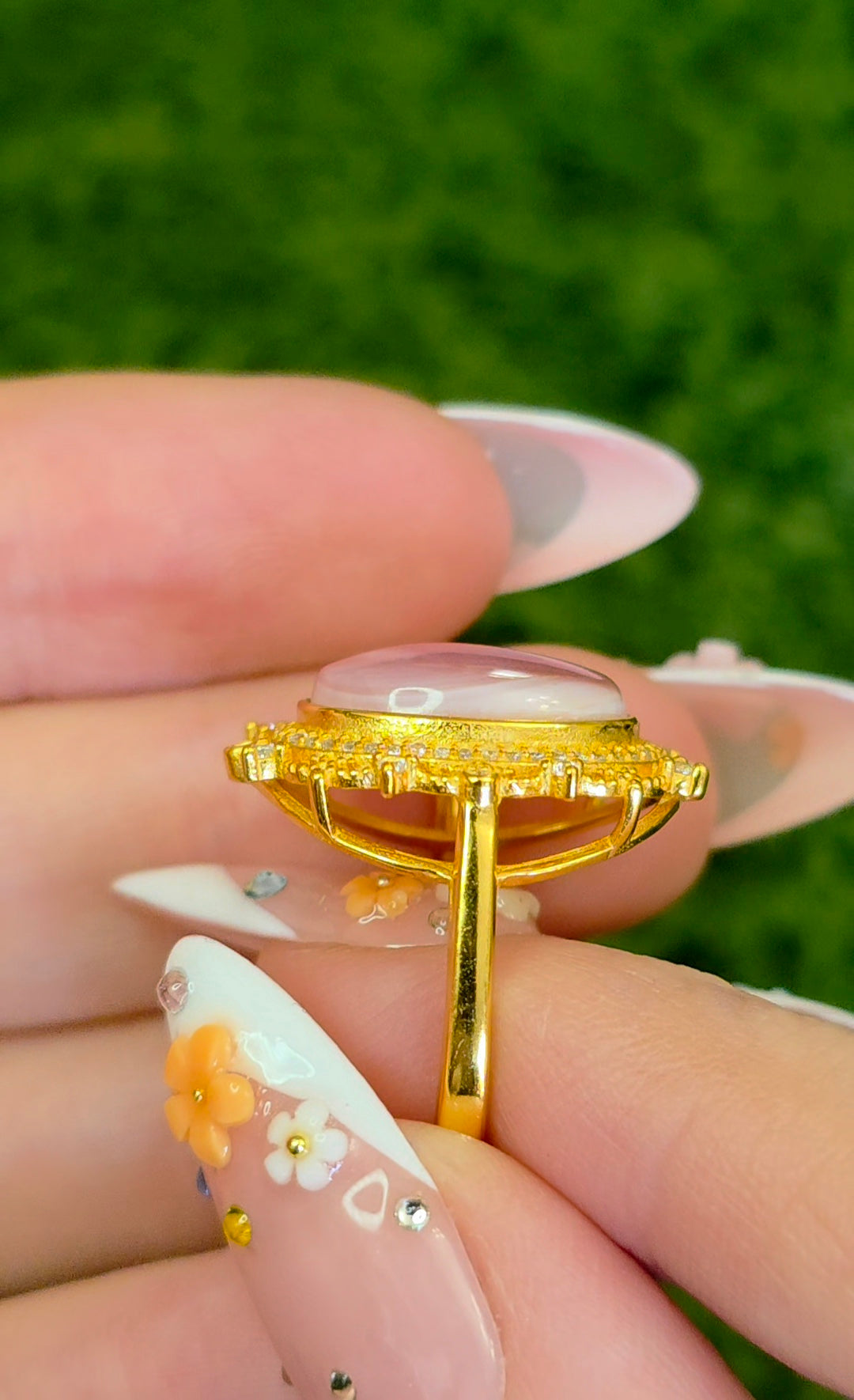 Pink Shell Golden Ring