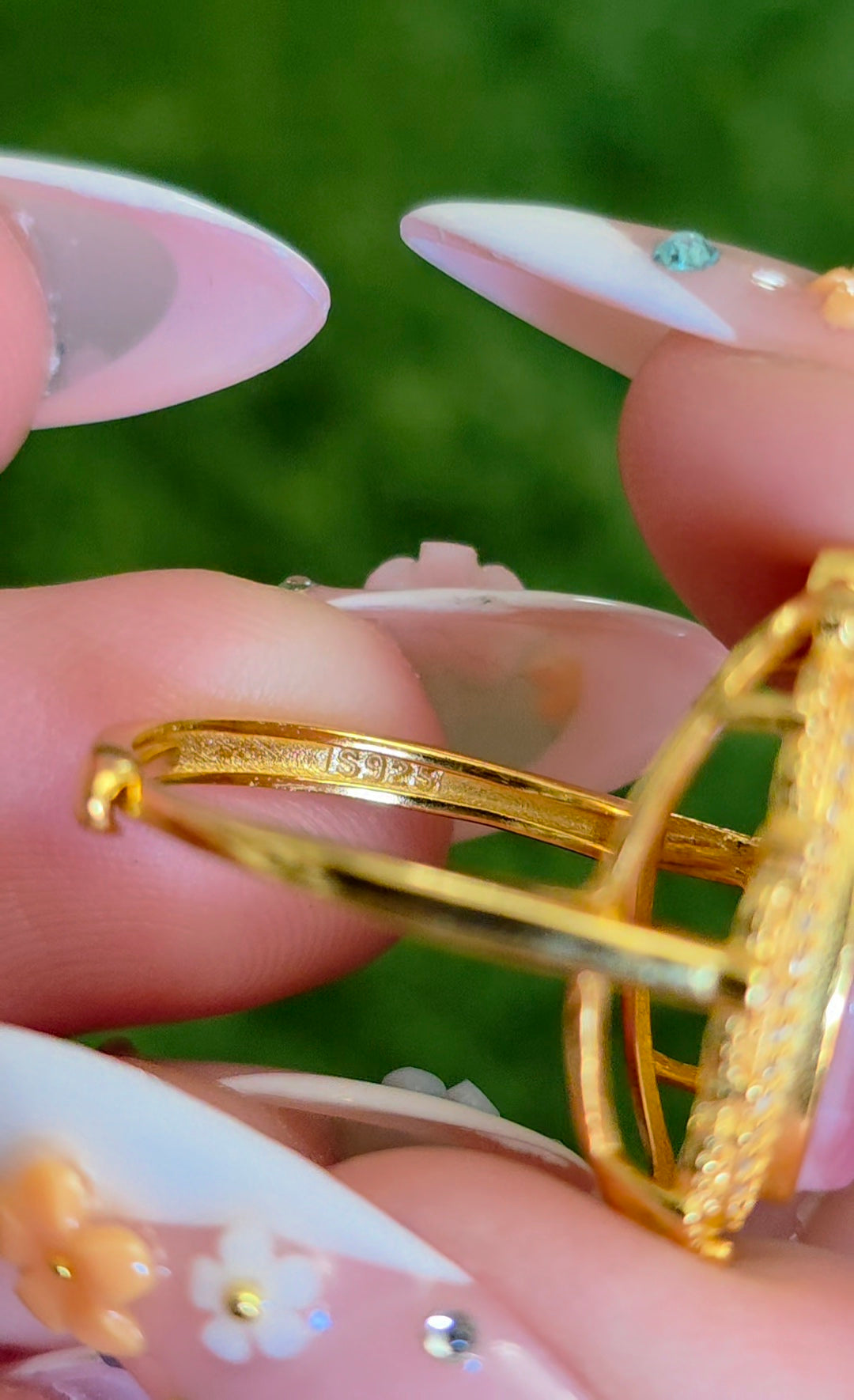 Pink Shell Golden Ring
