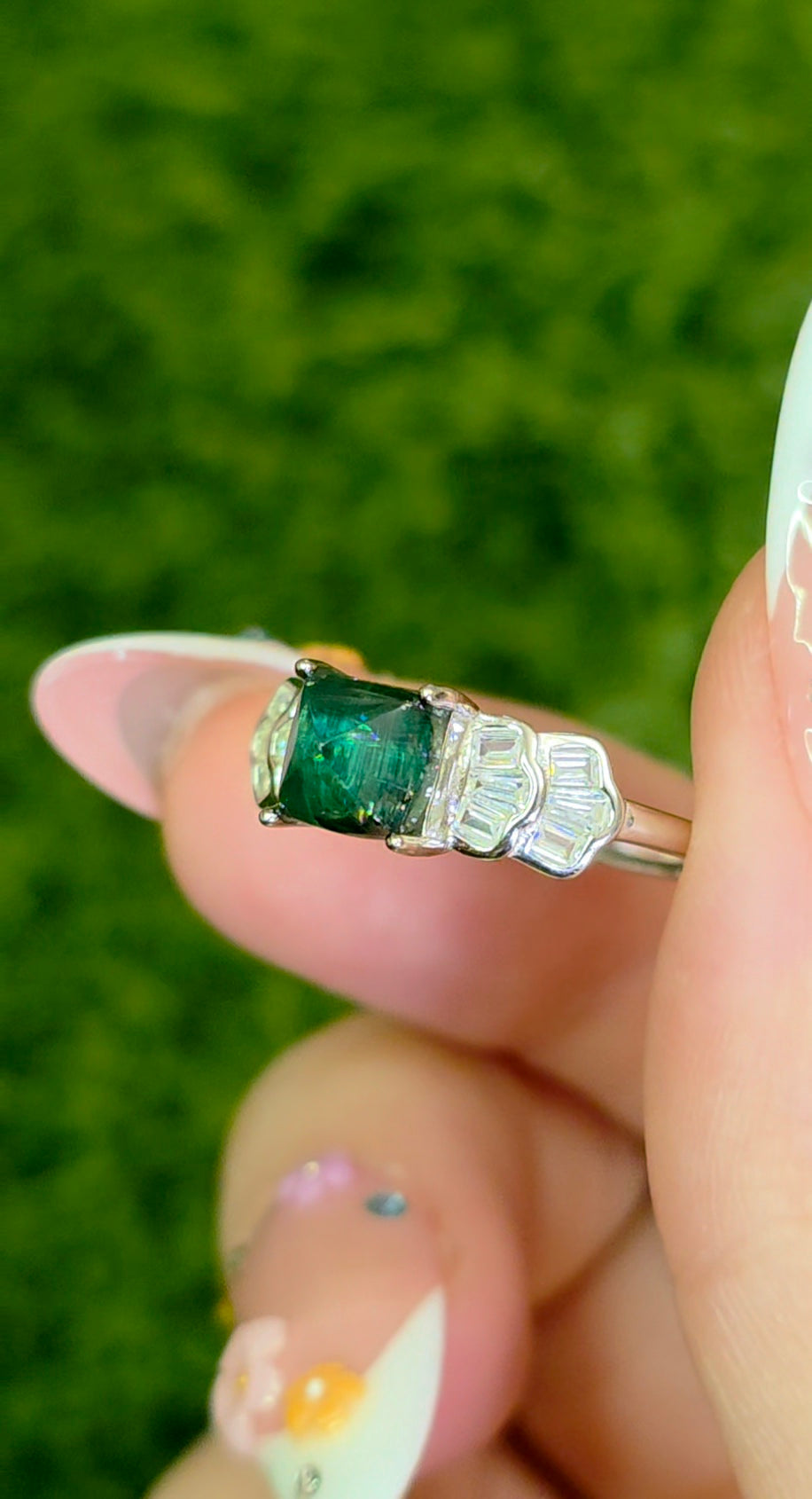 Green Tourmaline Sugarloaf Ring