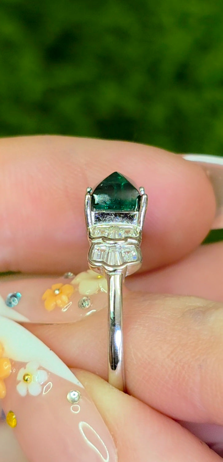 Green Tourmaline Sugarloaf Ring