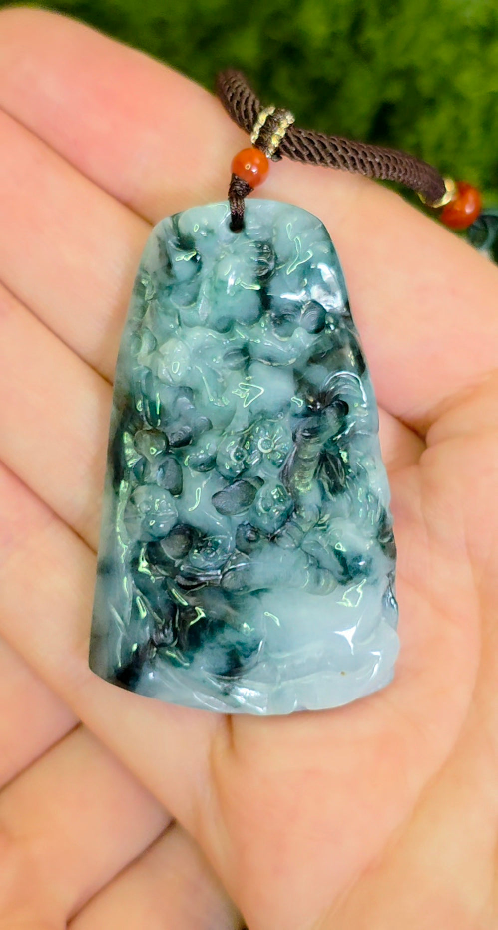 Green and White Jadeite Nature Motif Pendant Necklace