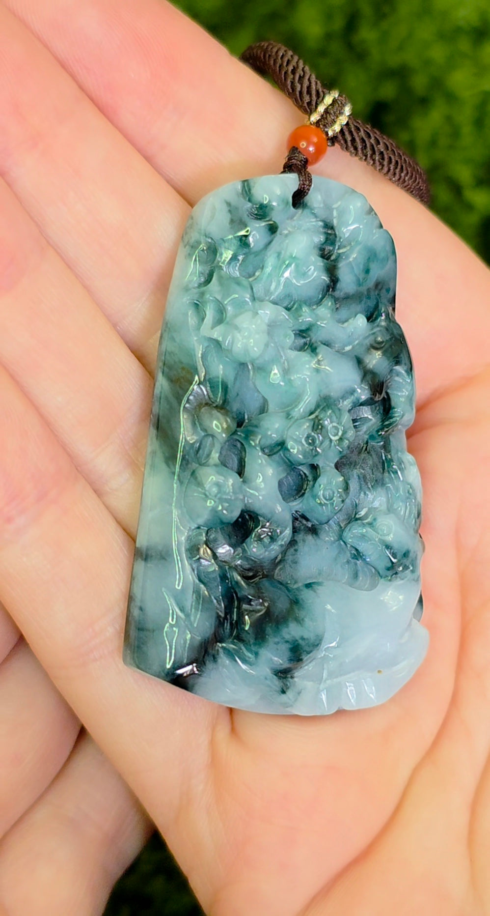 Green and White Jadeite Nature Motif Pendant Necklace