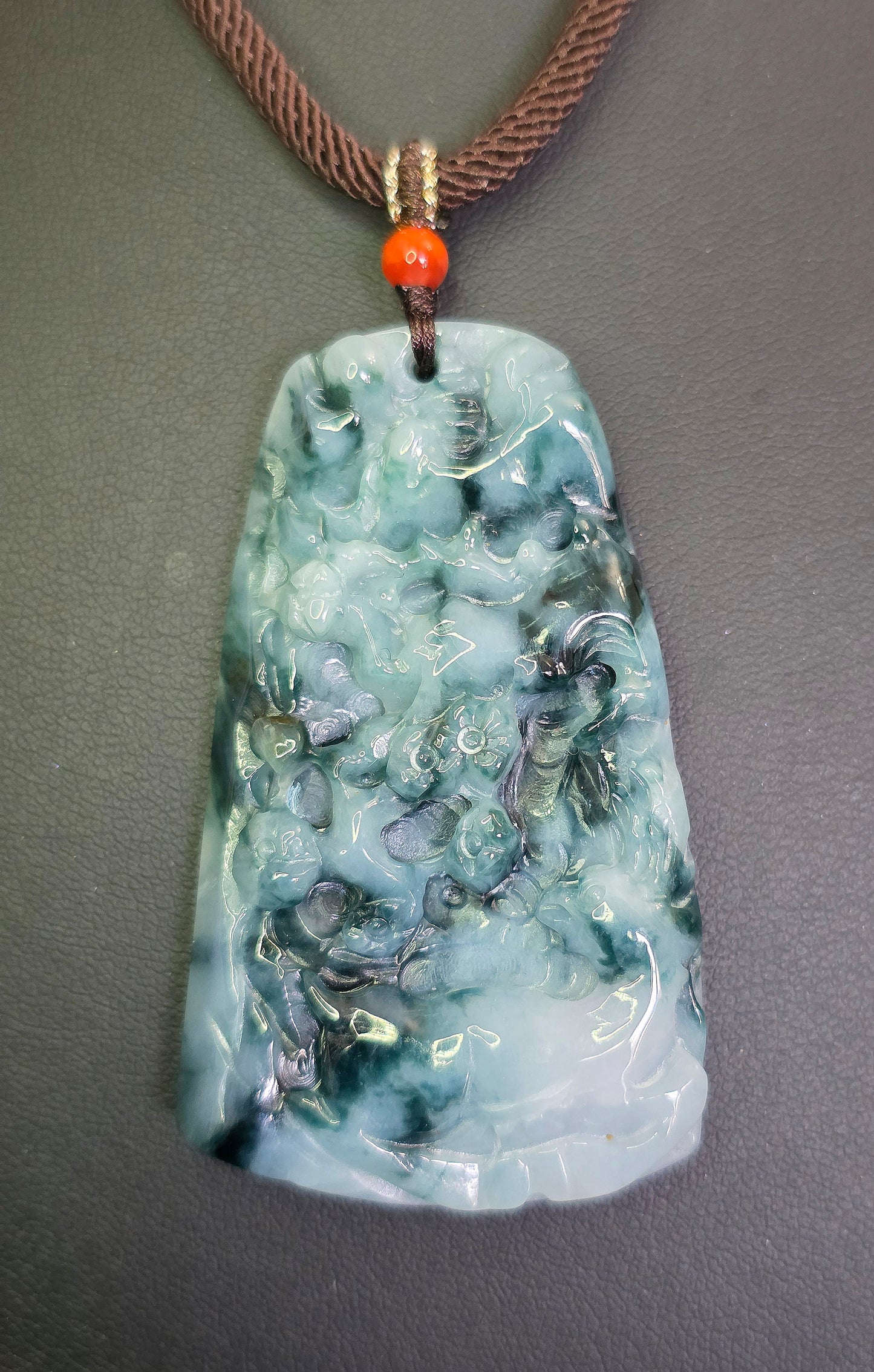 Green and White Jadeite Nature Motif Pendant Necklace