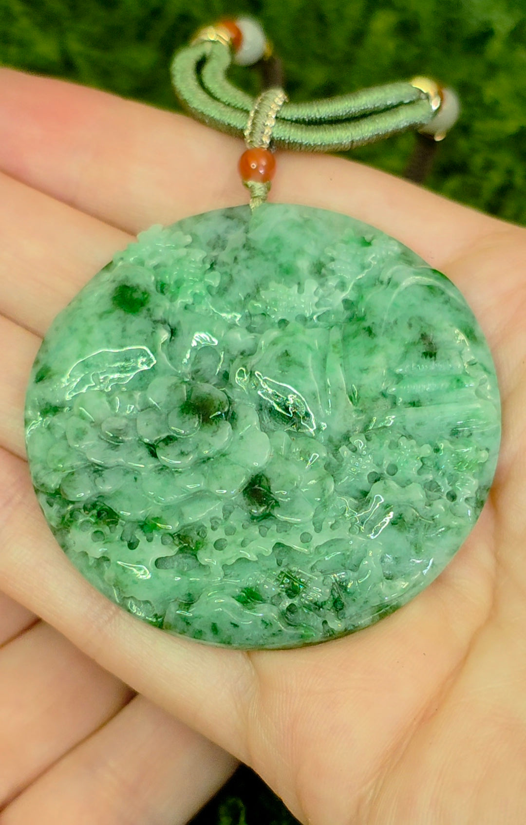 Green Jadeite Nature Motif Pendant Necklace