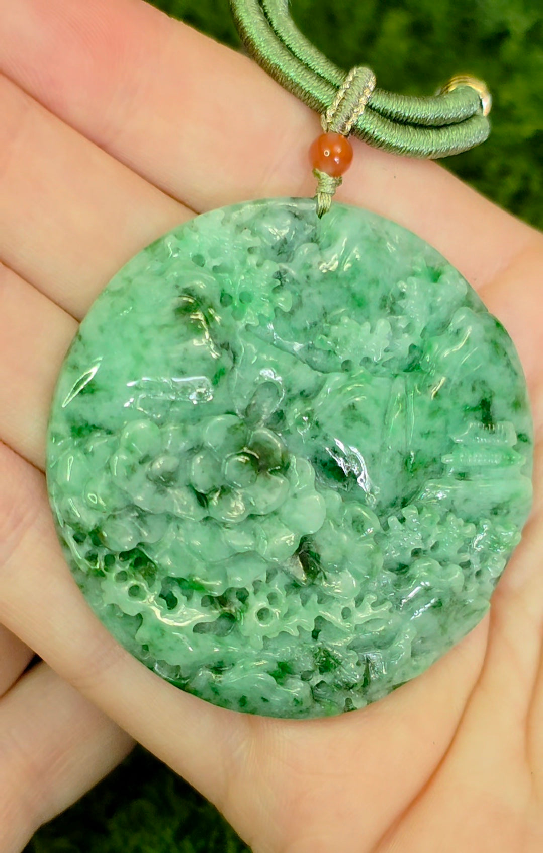 Green Jadeite Nature Motif Pendant Necklace