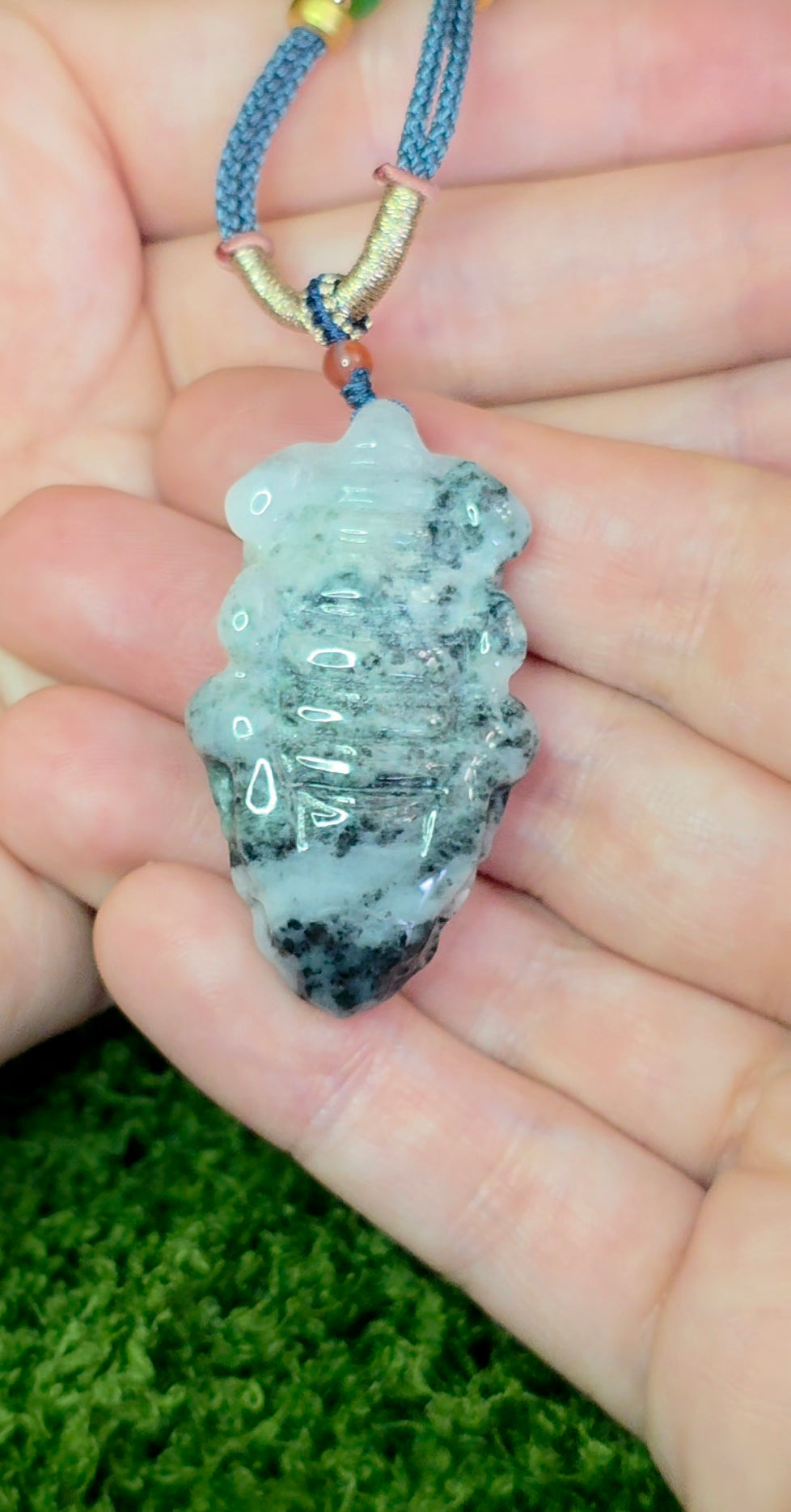 White and Green Jadeite Alligator Pendant Necklace