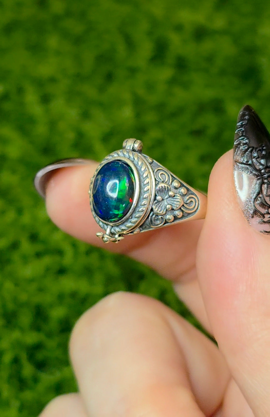 Black Opal Poison Ring