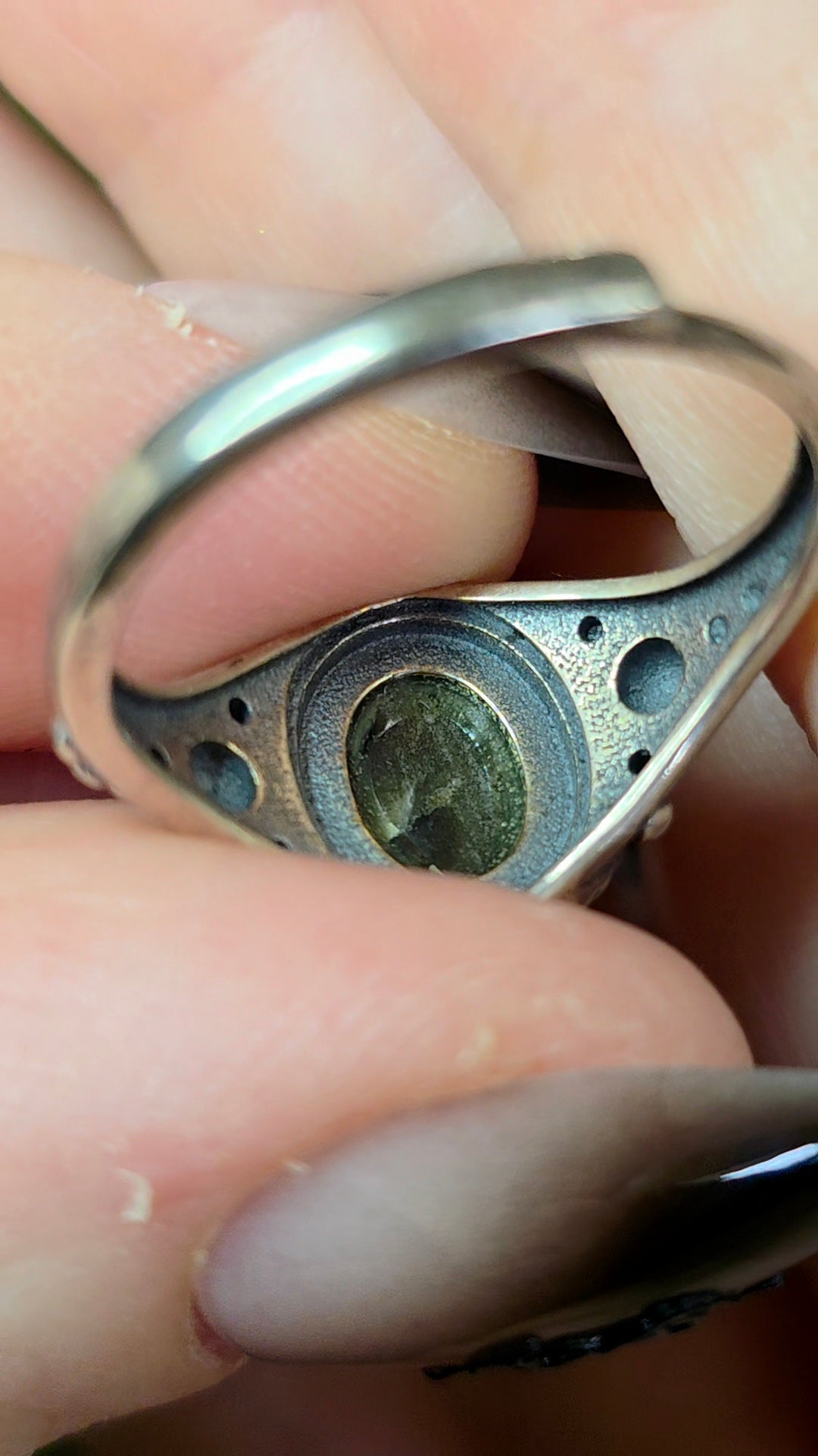 Black Shell Ring
