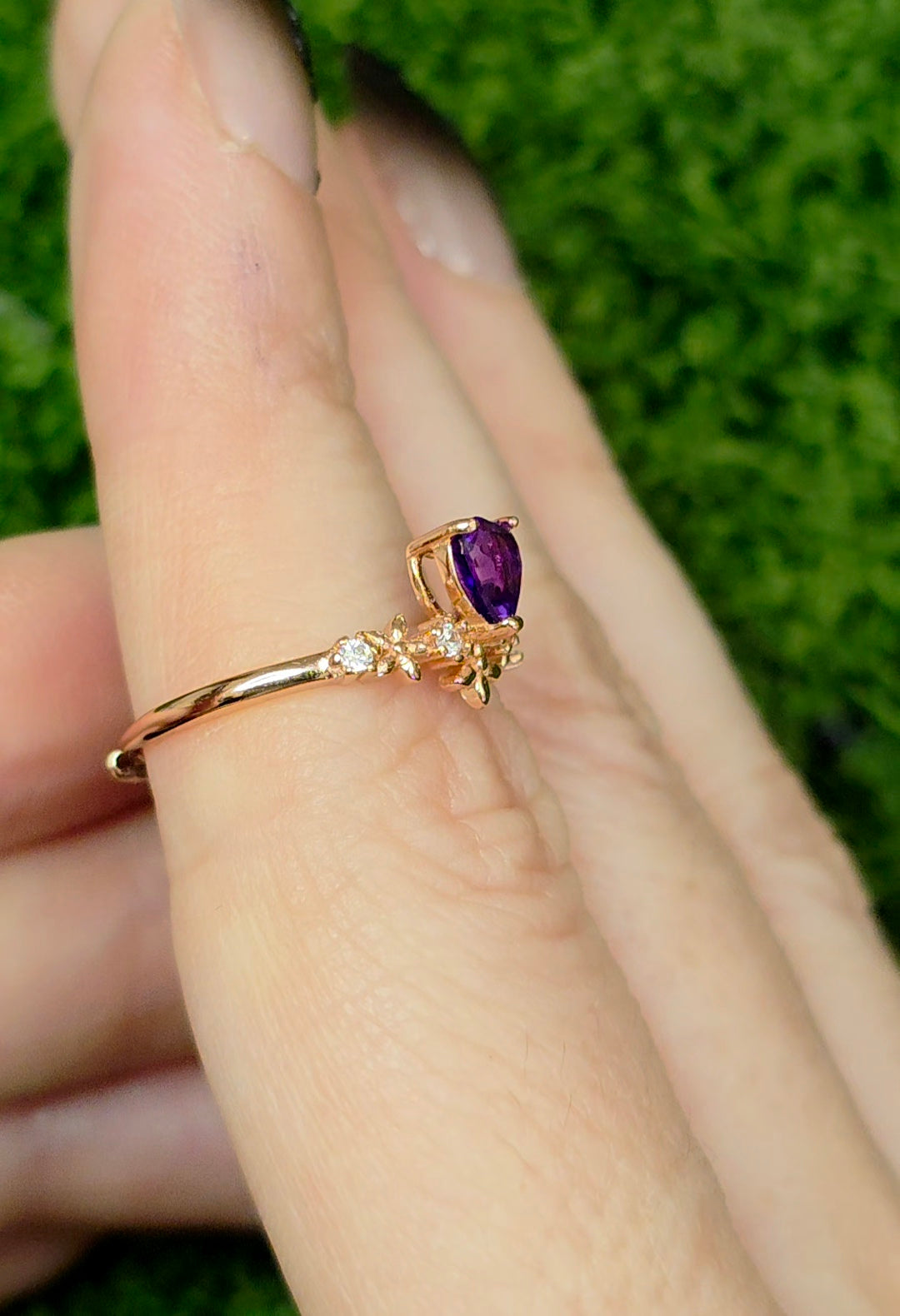 Dainty Amethyst Heart Ring