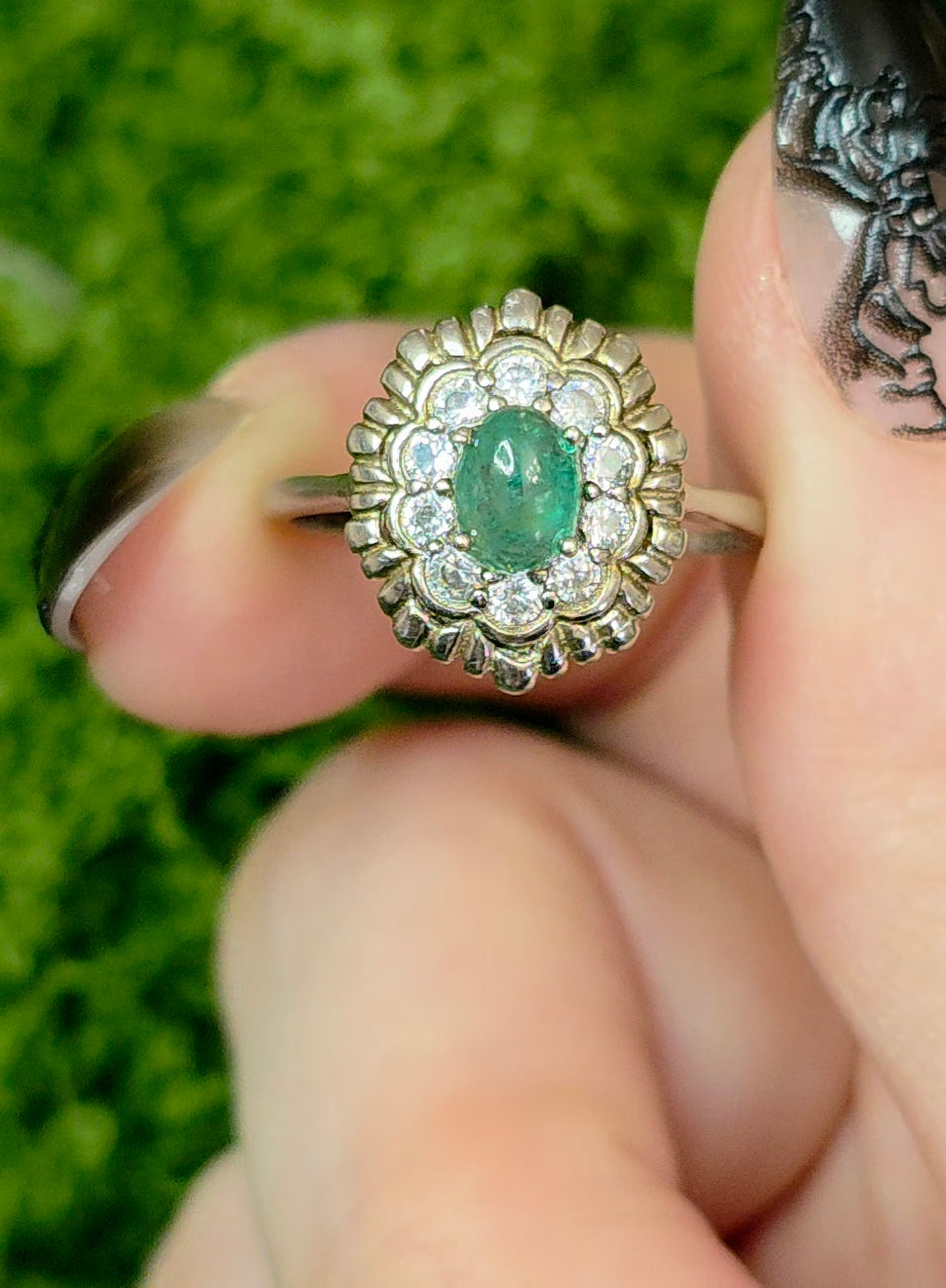 Emerald Cabochon Ring