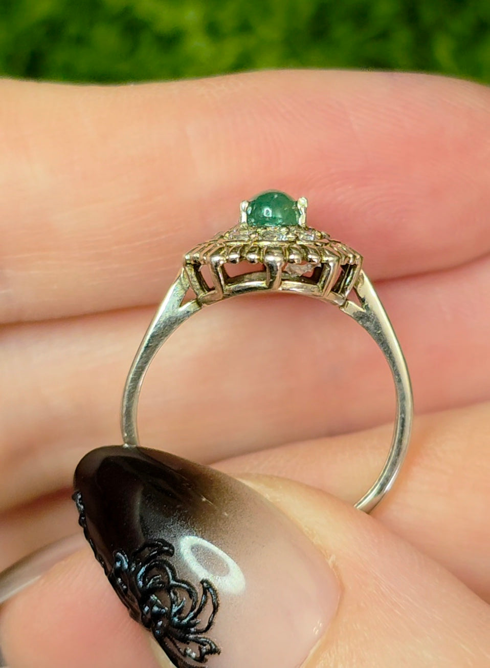 Emerald Cabochon Ring