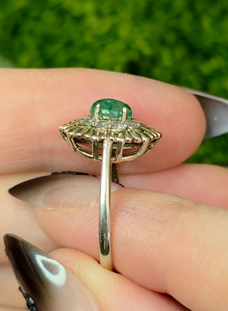 Emerald Cabochon Ring