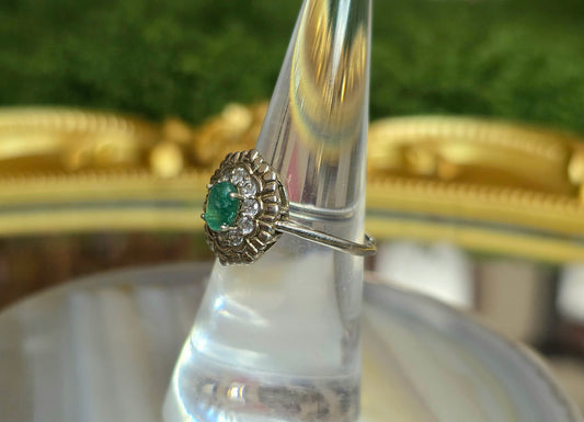 Emerald Cabochon Ring