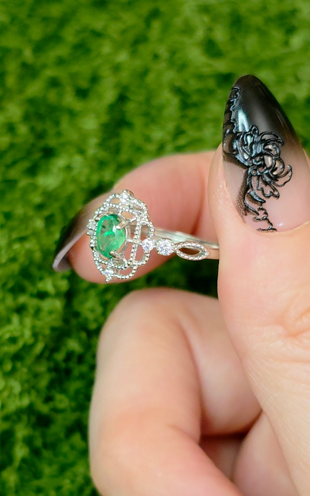 Emerald Filigree Ring
