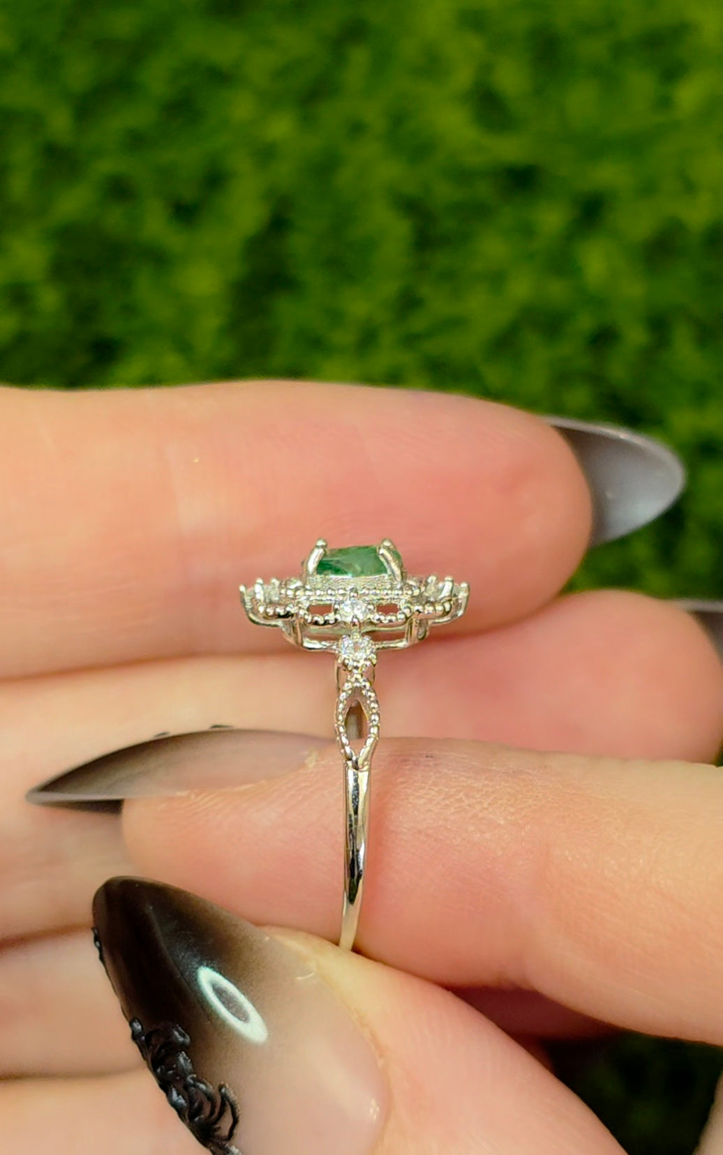 Emerald Filigree Ring