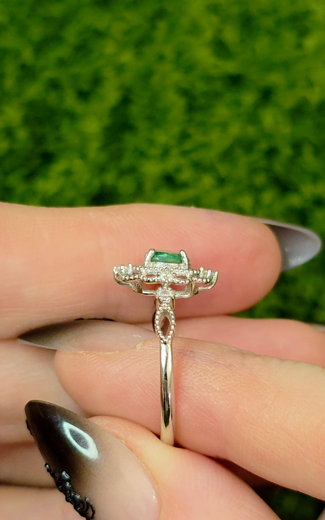 Emerald Filigree Ring