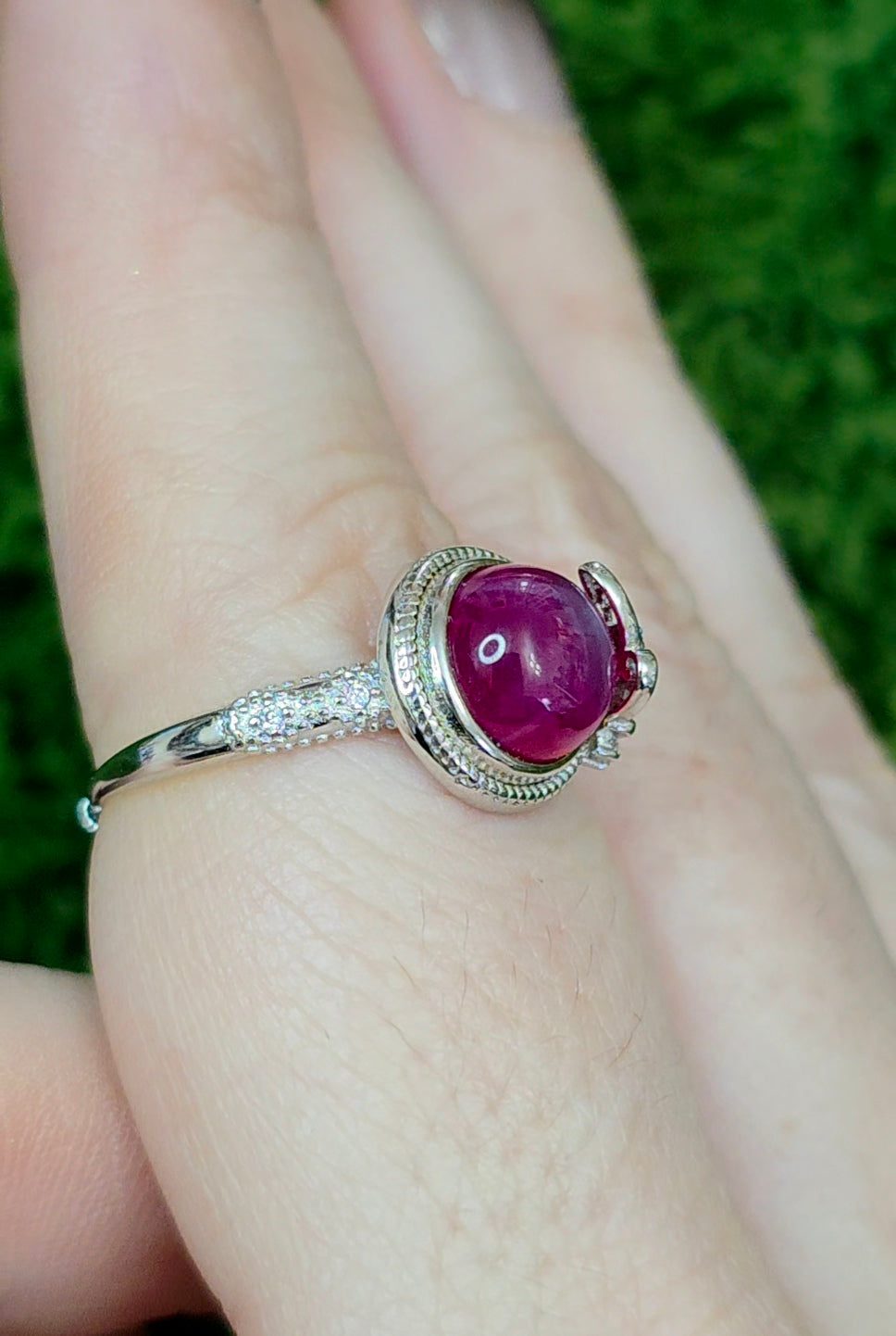 Round Star Ruby Butterfly Ring