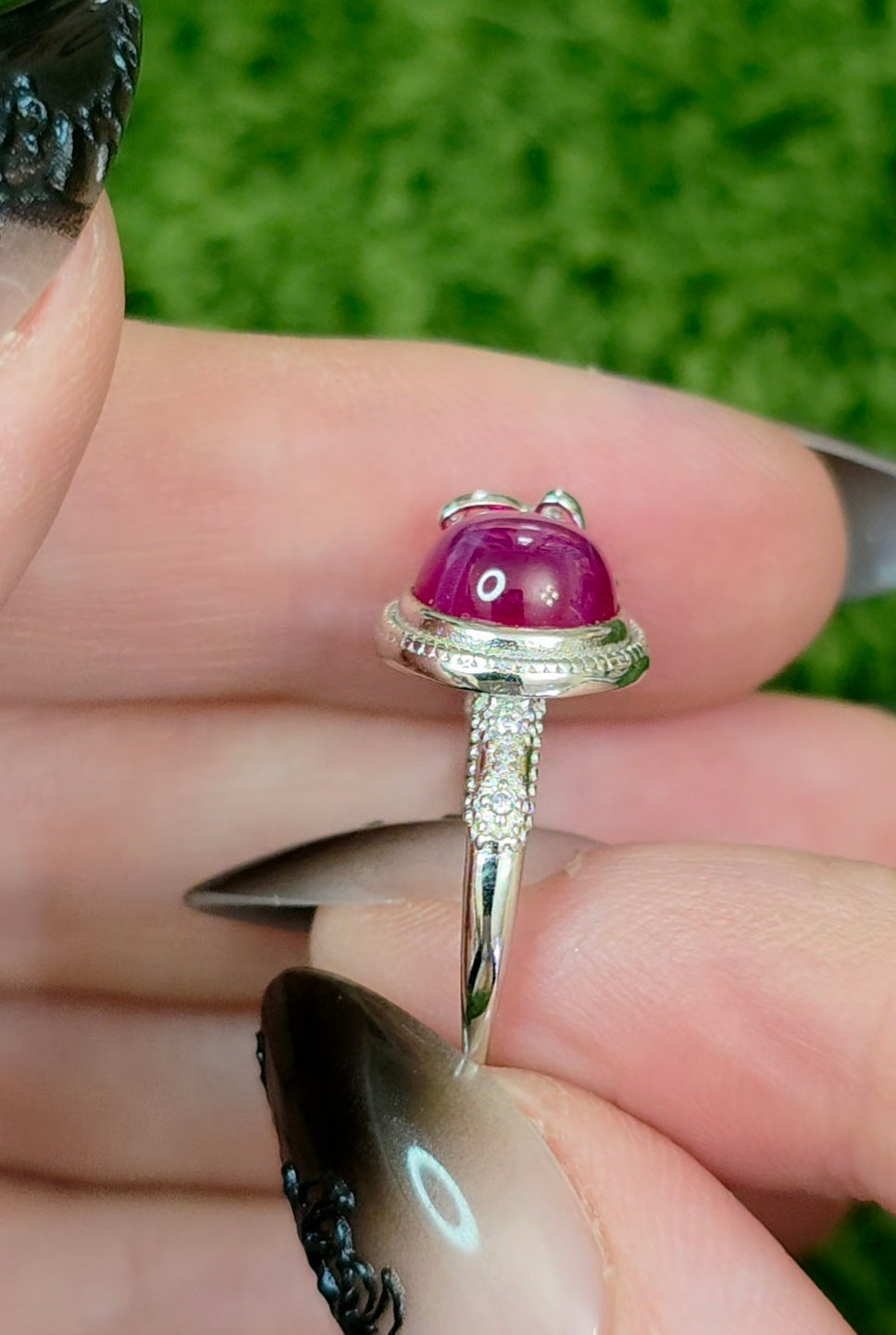 Round Star Ruby Butterfly Ring