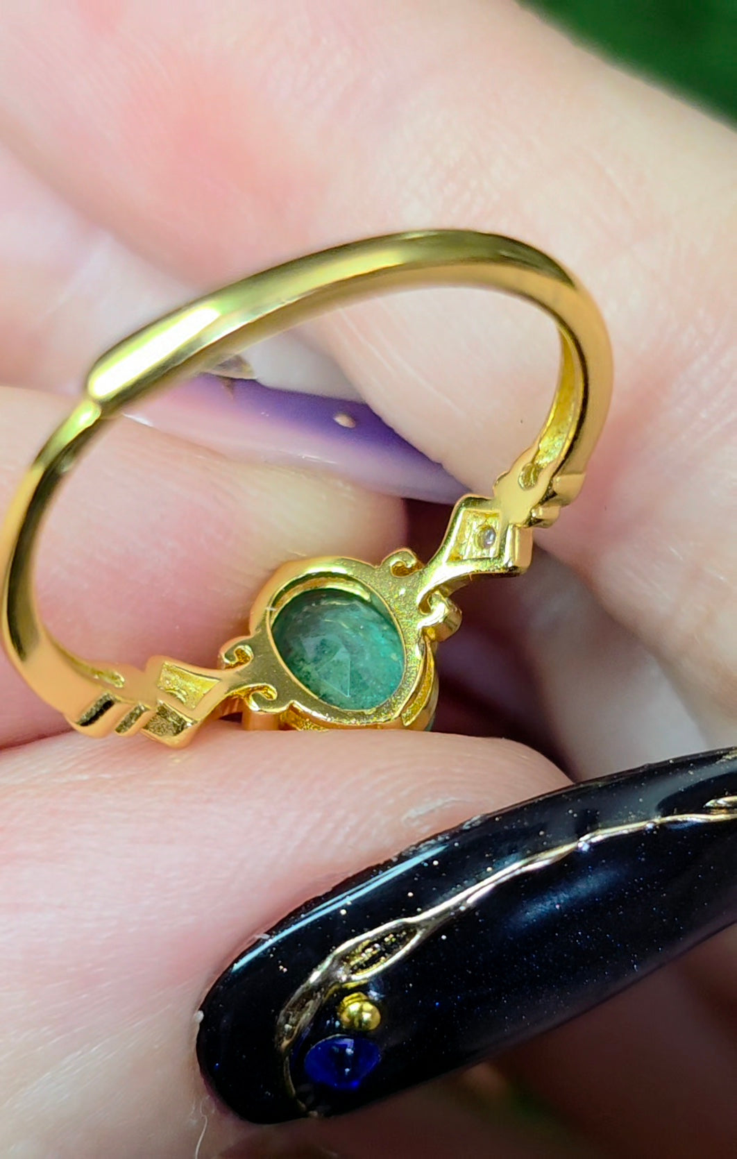 Emerald Solitare Ring