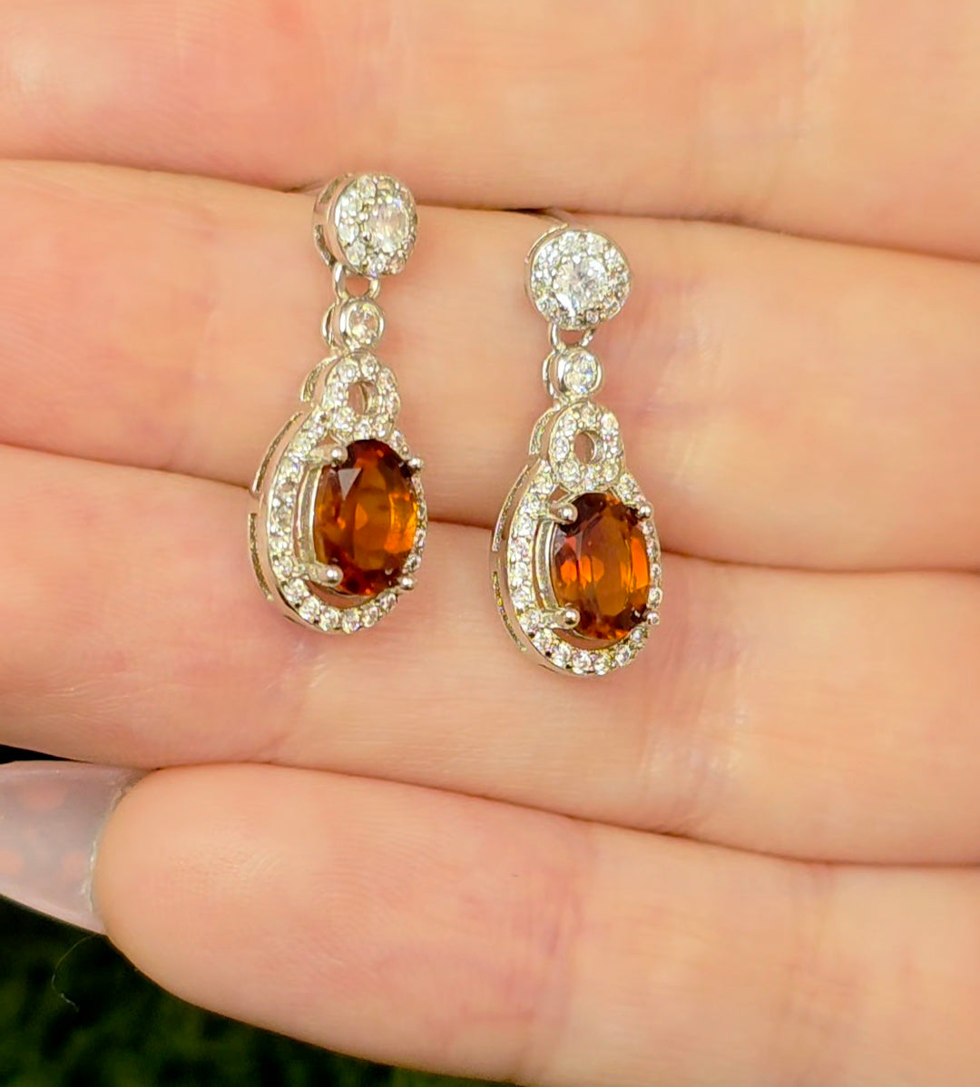 Fanta Garnet Earrings