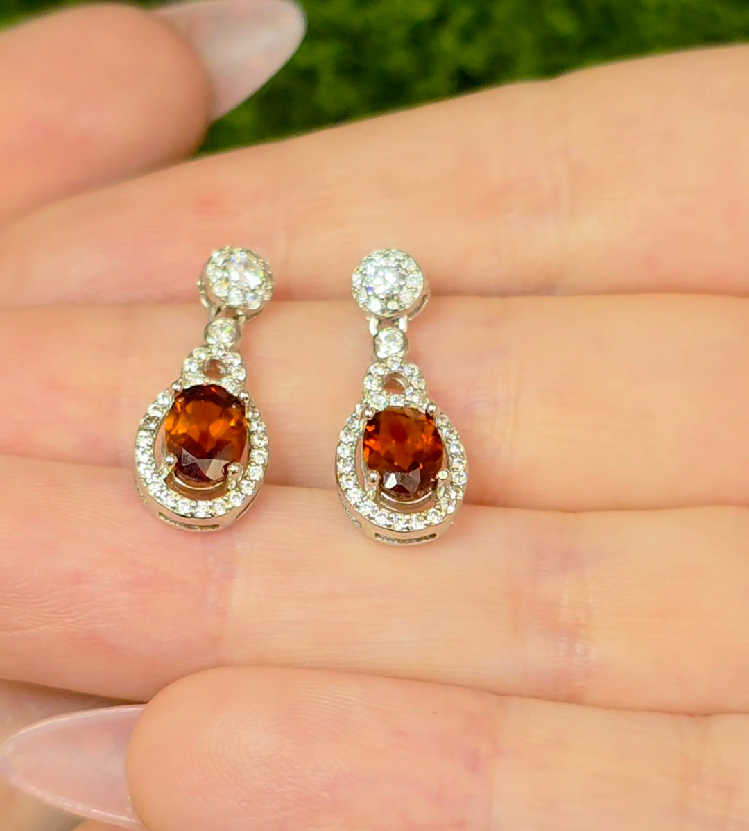 Fanta Garnet Earrings