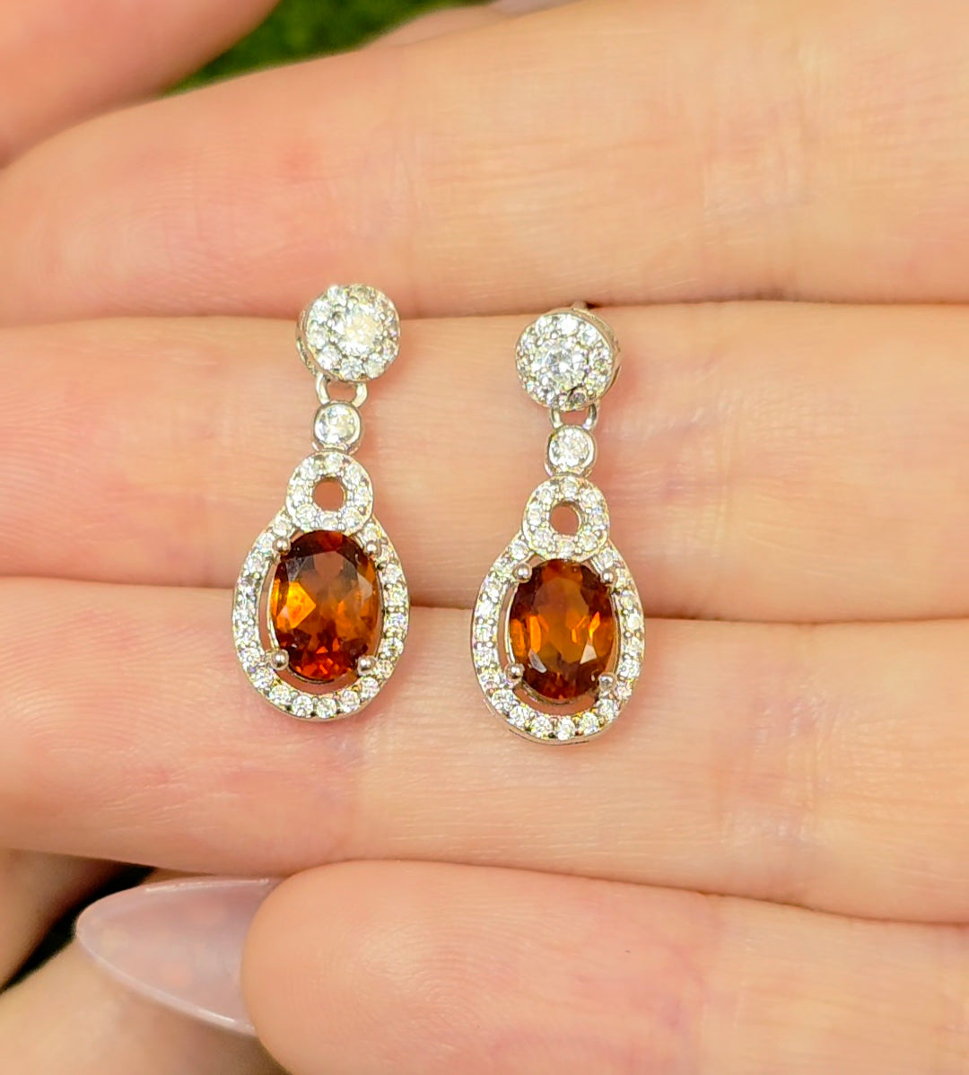 Fanta Garnet Earrings
