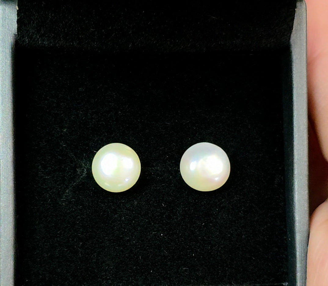 Freshwater Pearl Earrings