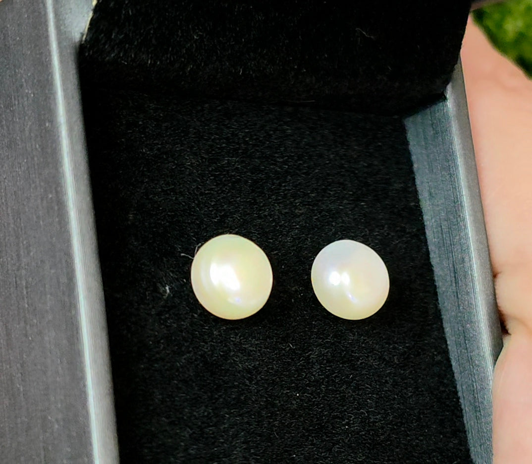 Freshwater Pearl Earrings