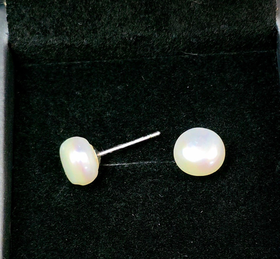 Freshwater Pearl Earrings