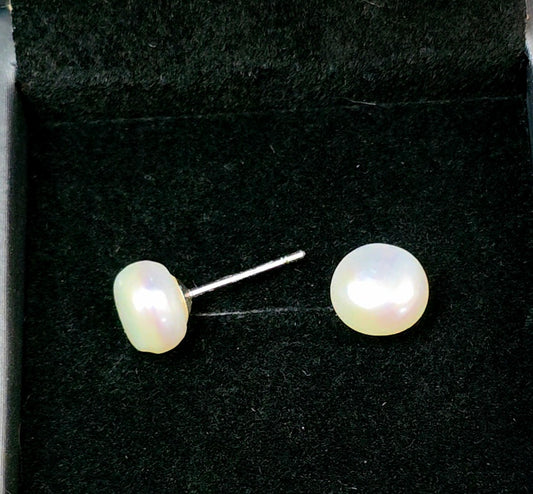 Freshwater Pearl Earrings