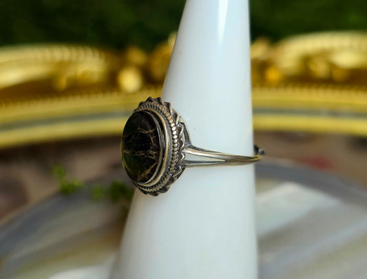 Colorful Ammolite Ring