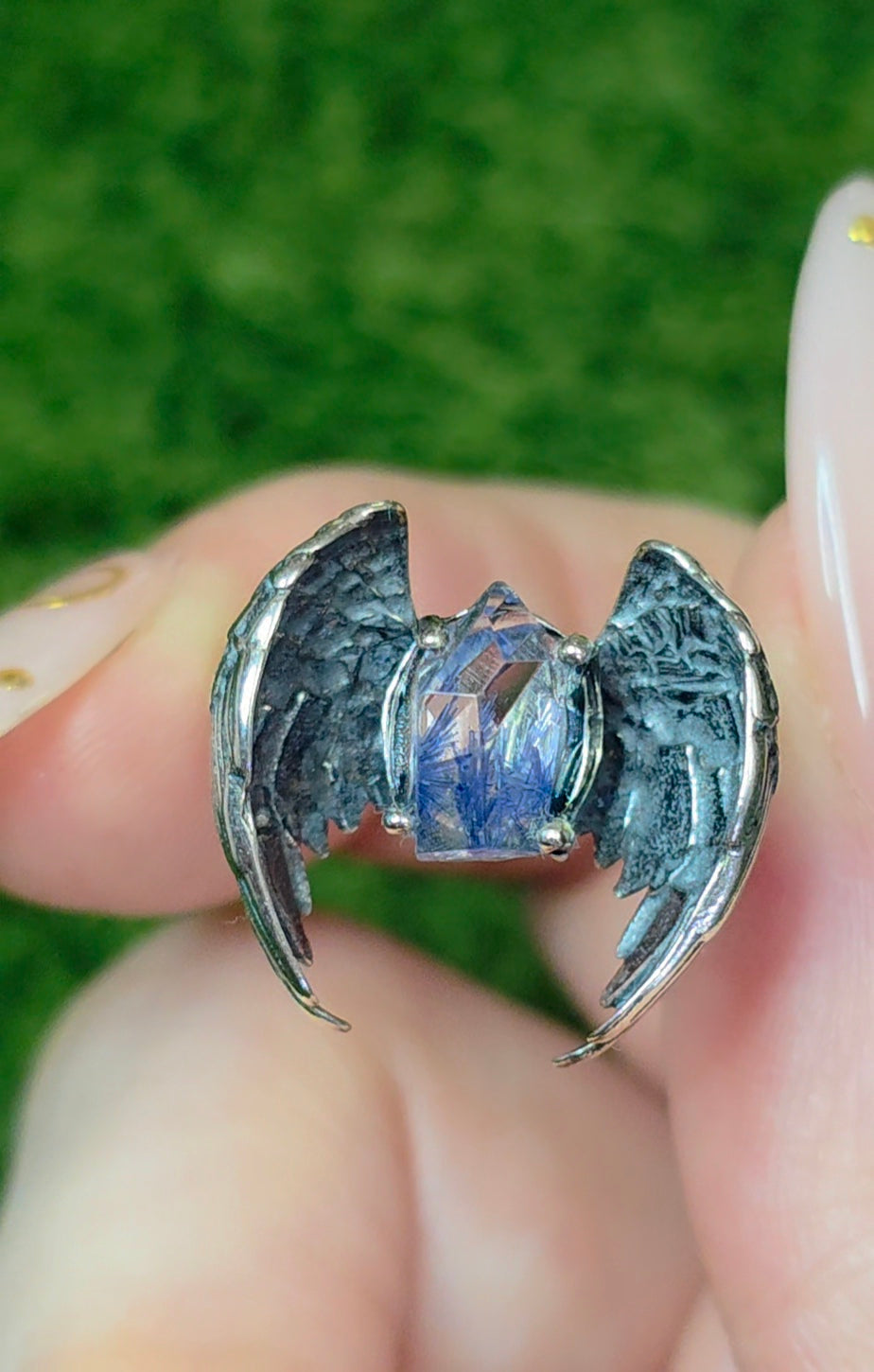 Winged Dumotierite Ring
