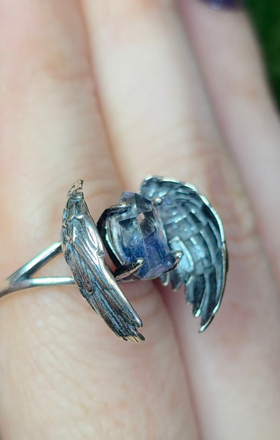 Winged Dumotierite Ring