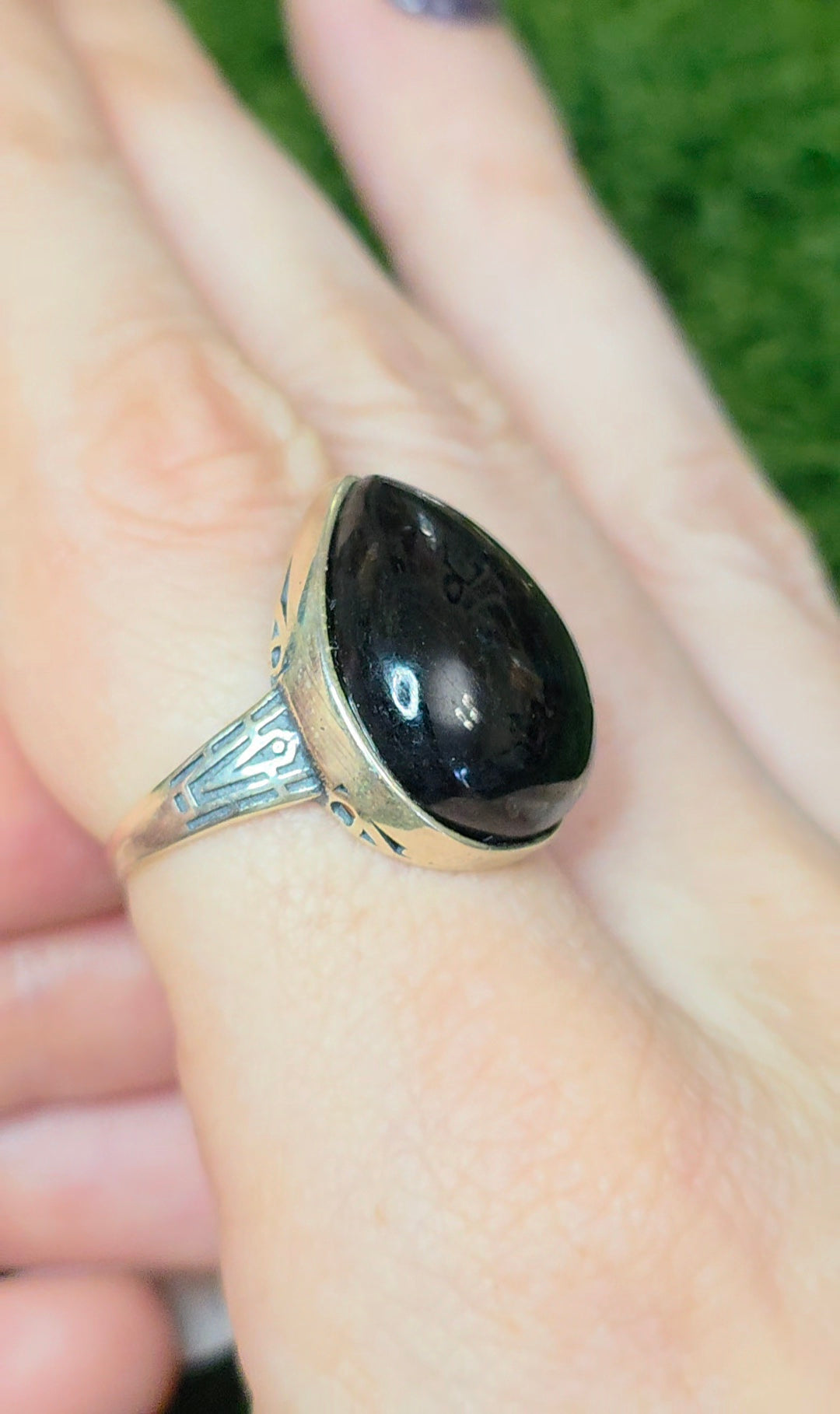 Hypersthene Teardrop Ring