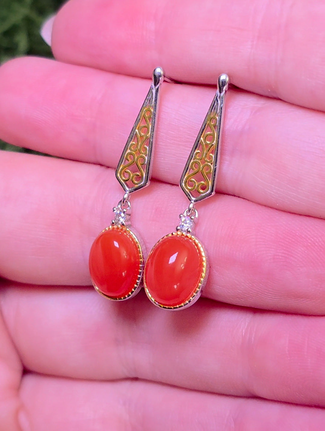 Nanhong Agate Earrings