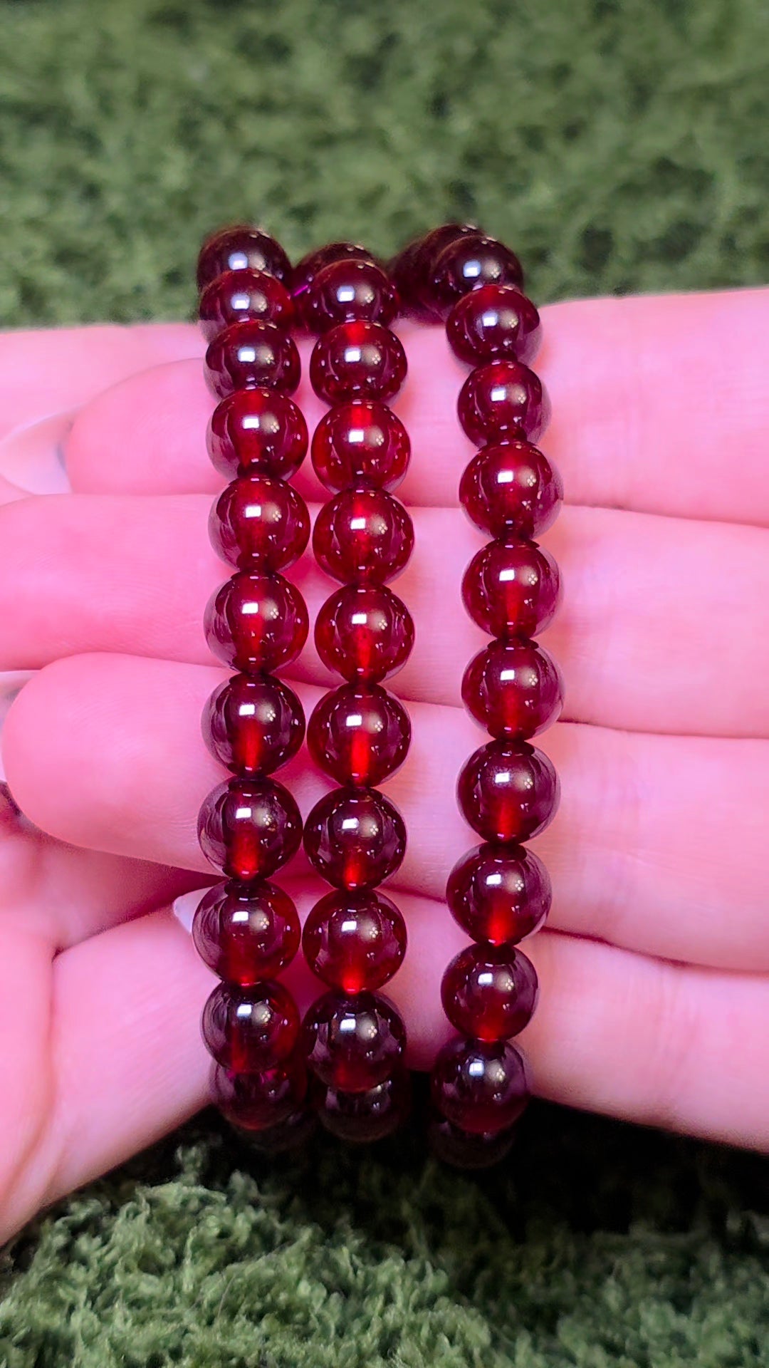 High Quality Garnet Stretch Bracelet - 8mm