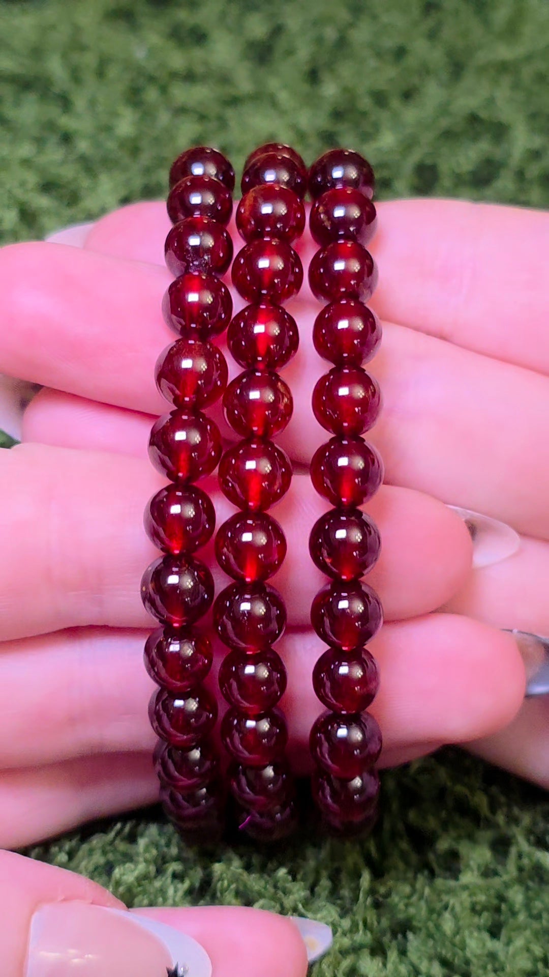 High Quality Garnet Stretch Bracelet - 8mm