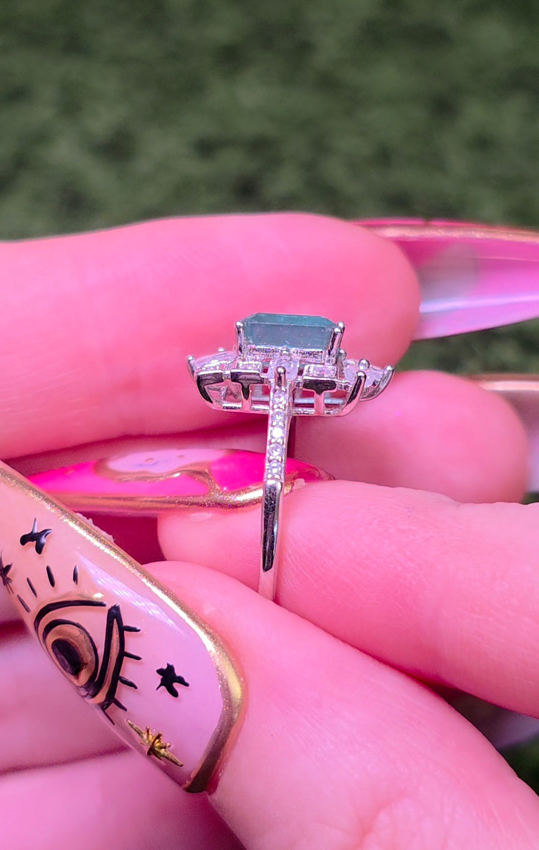 Emerald Frame Ring