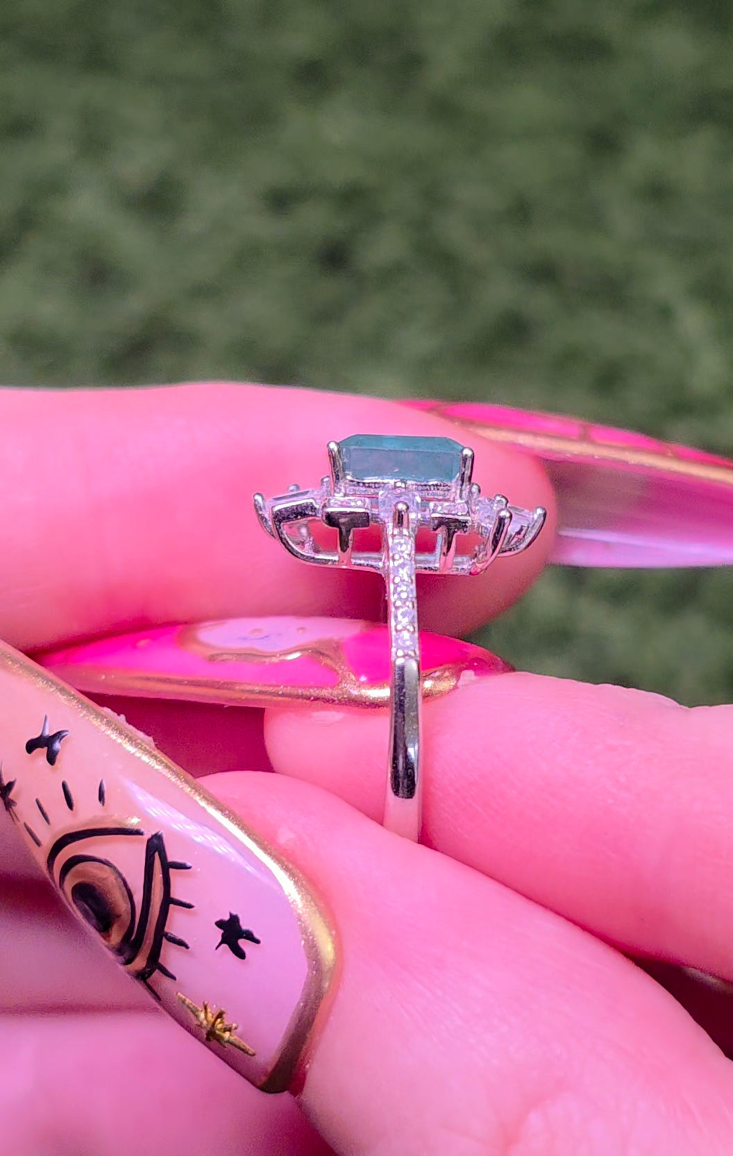 Emerald Frame Ring