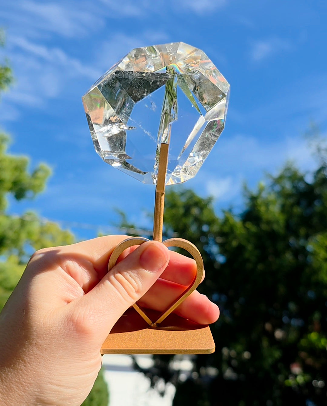 Quartz Freeform on Heart Stand B