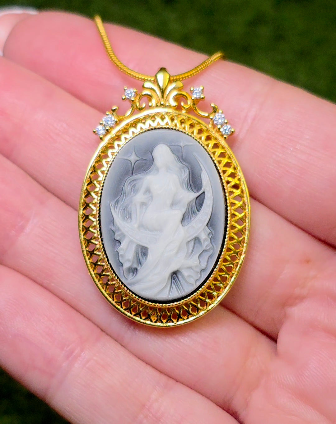 Black and White Agate Moon Goddess Pendant