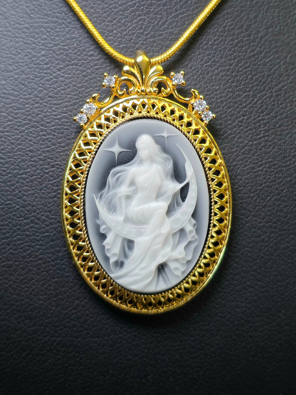 Black and White Agate Moon Goddess Pendant