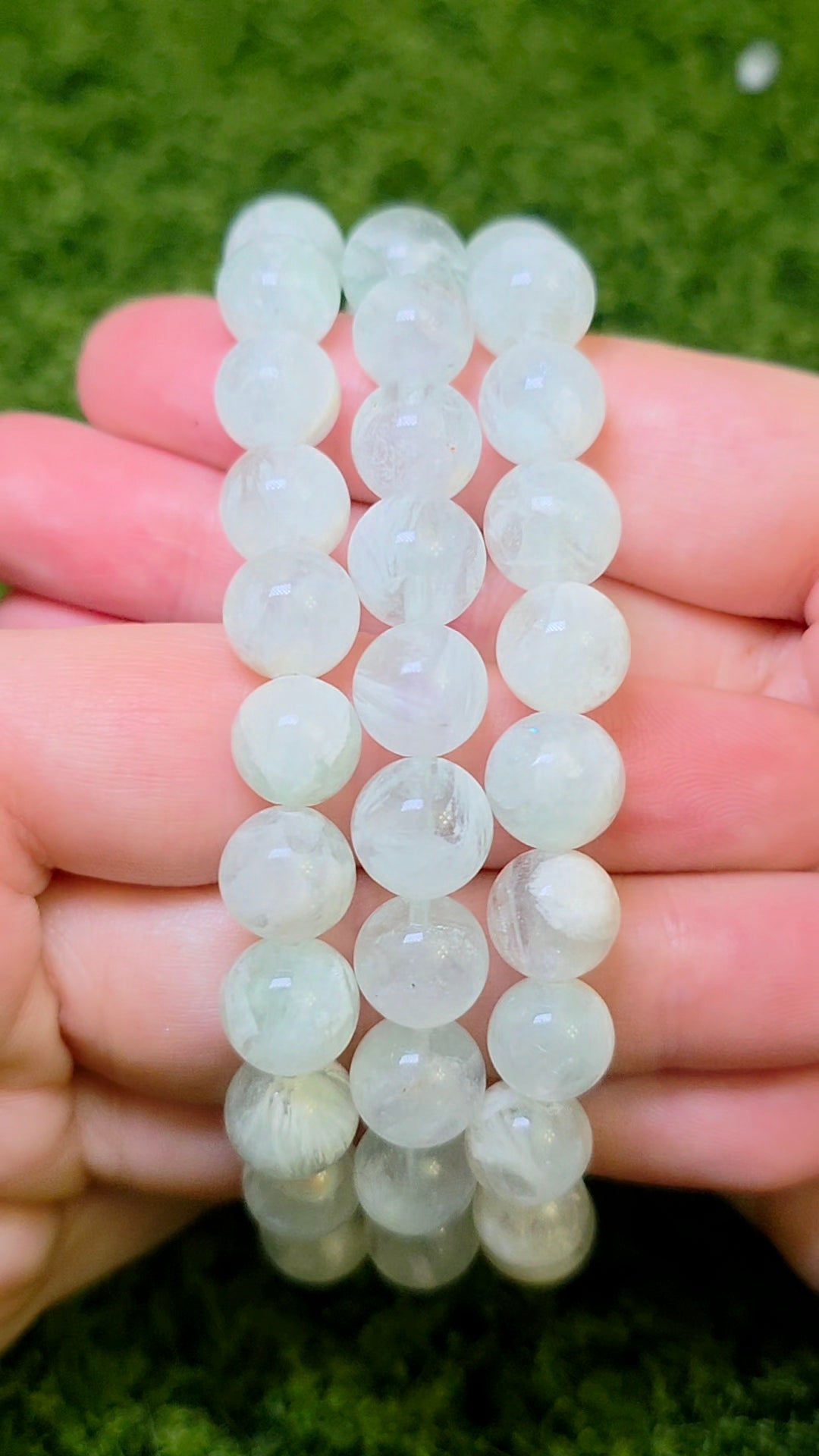 Green Feather Fluorite Stretch Bracelet 10mm