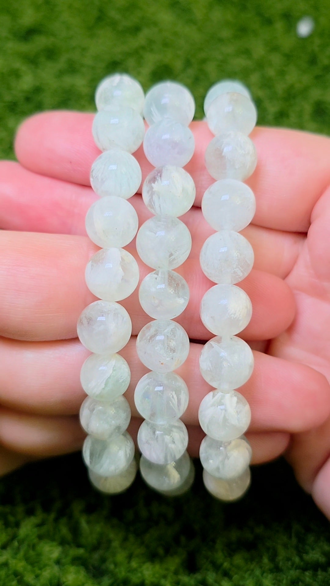 Green Feather Fluorite Stretch Bracelet 10mm