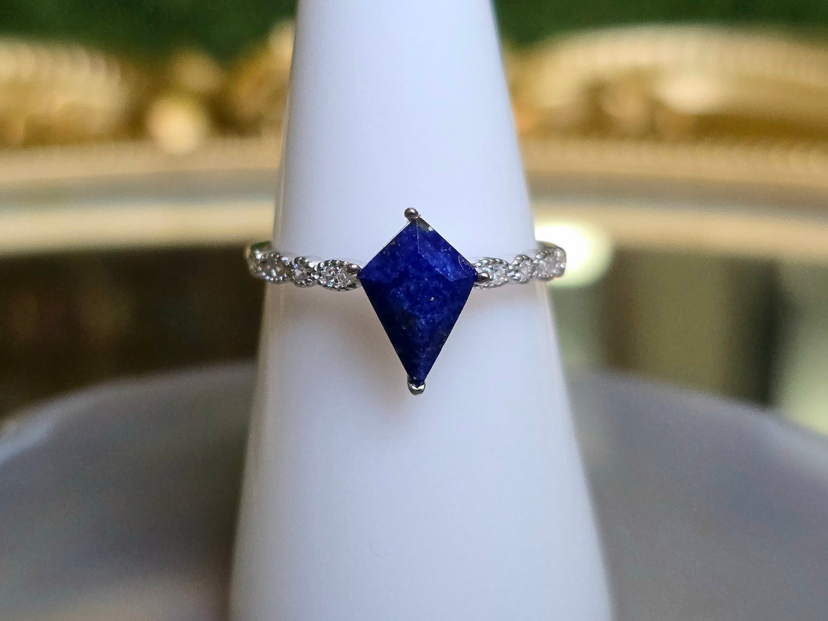 Lapis Lazuli Kite Ring