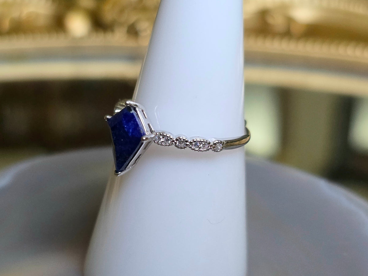 Lapis Lazuli Kite Ring