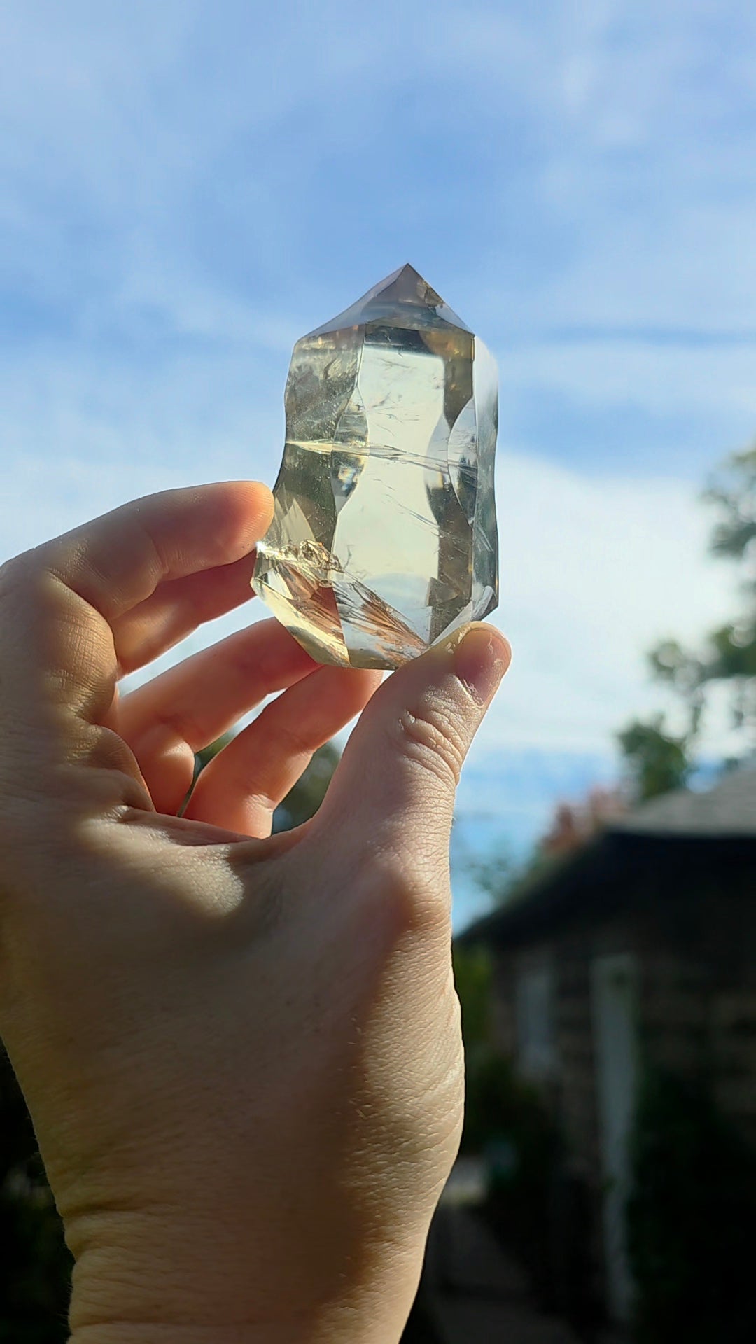 Yellow Quartz Freeform Tower on Stand B