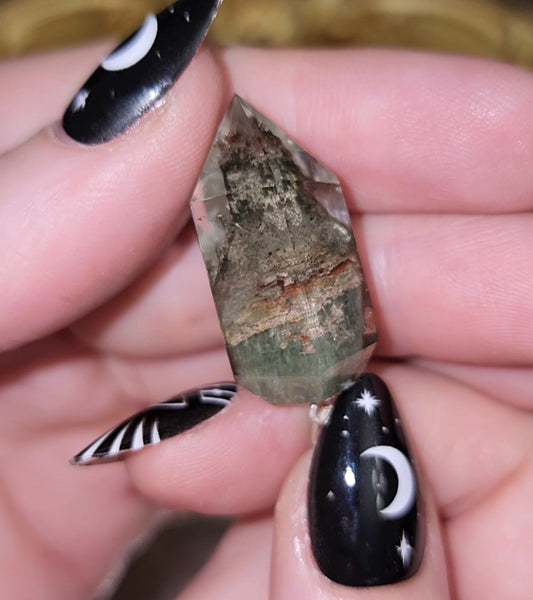 Garden Quartz Point Pendant E